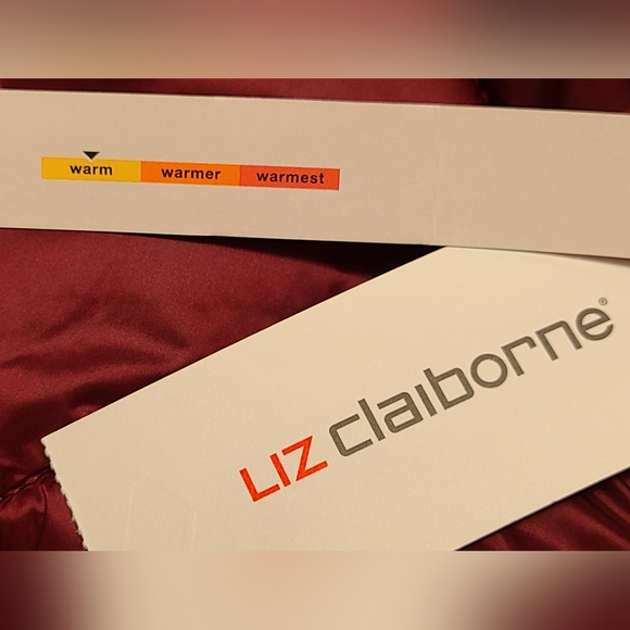 NWT Liz Claiborne size S burgundy vest - Picture 2 of 12